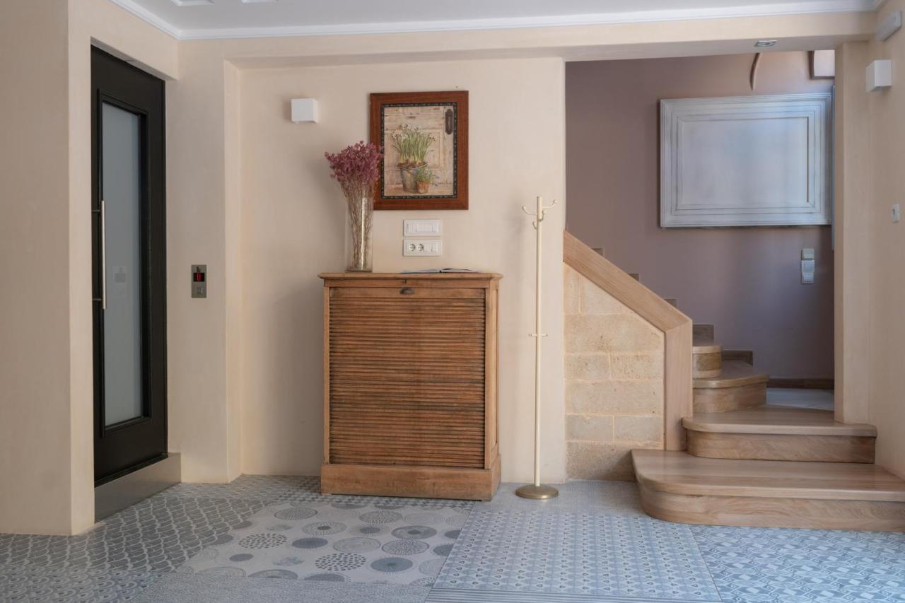 Vranas Ambiance Hotel Chania  Exteriör bild