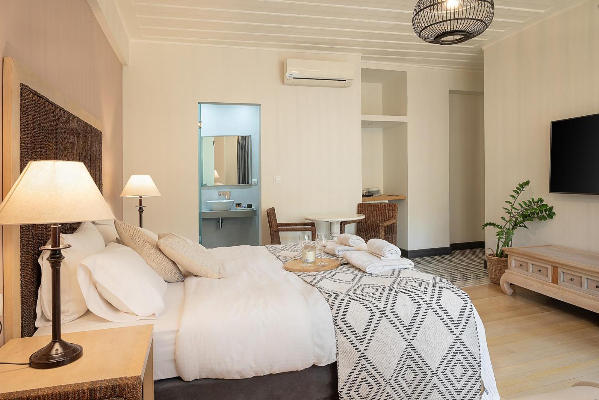Vranas Ambiance Hotel Chania  Exteriör bild